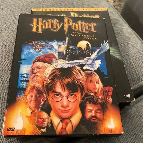 Harry Potter DVDs - Picture 3 of 12